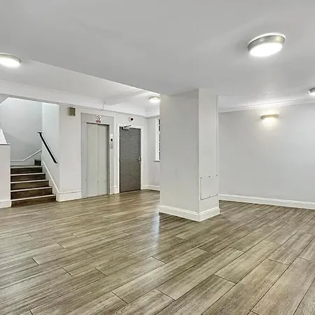 Central London Luxury, Relaxing Apartment! 2 Mins From Paddington Station! Room photo