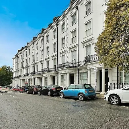 Central London Luxury, Relaxing Apartment! 2 Mins From Paddington Station! Room photo